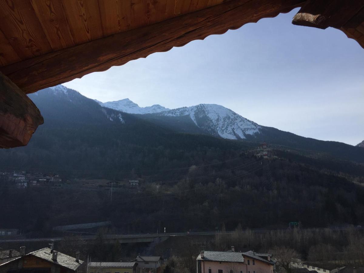 La Maison Du Pont Mont Blanc 2 La Salle Luaran gambar