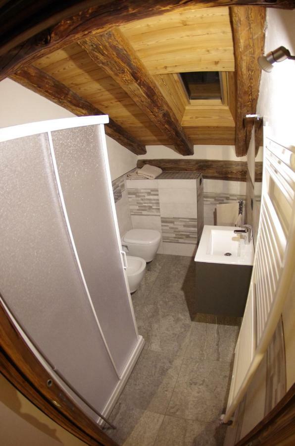 La Maison Du Pont Mont Blanc 2 La Salle Luaran gambar