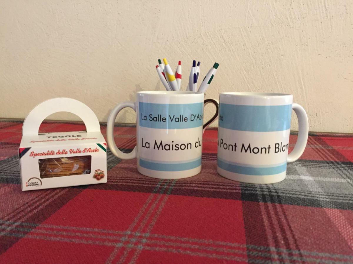 La Maison Du Pont Mont Blanc 2 La Salle Luaran gambar